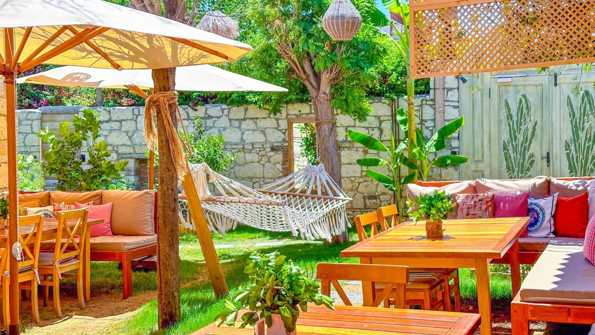 Banana Alacati Food & Stay - Adults Only Exteriör bild