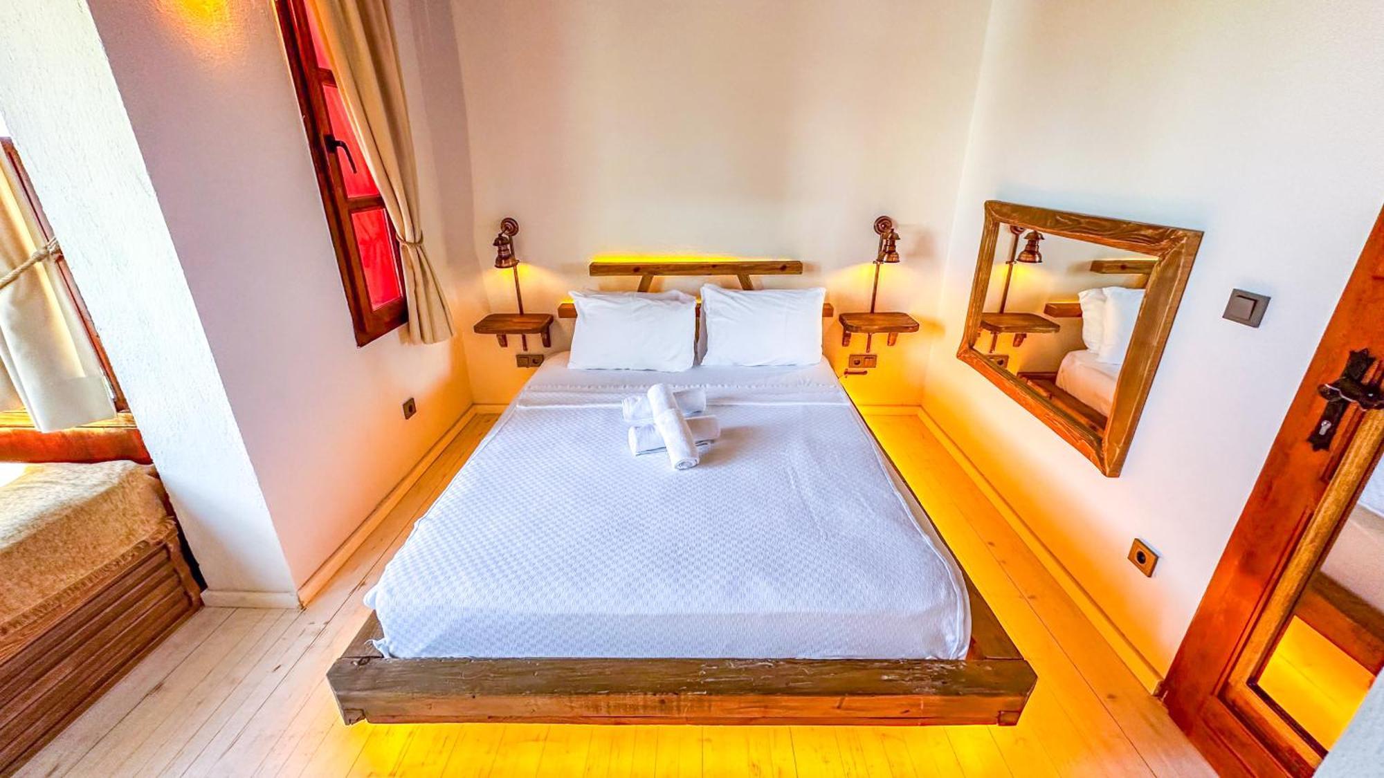 Banana Alacati Food & Stay - Adults Only Rum bild