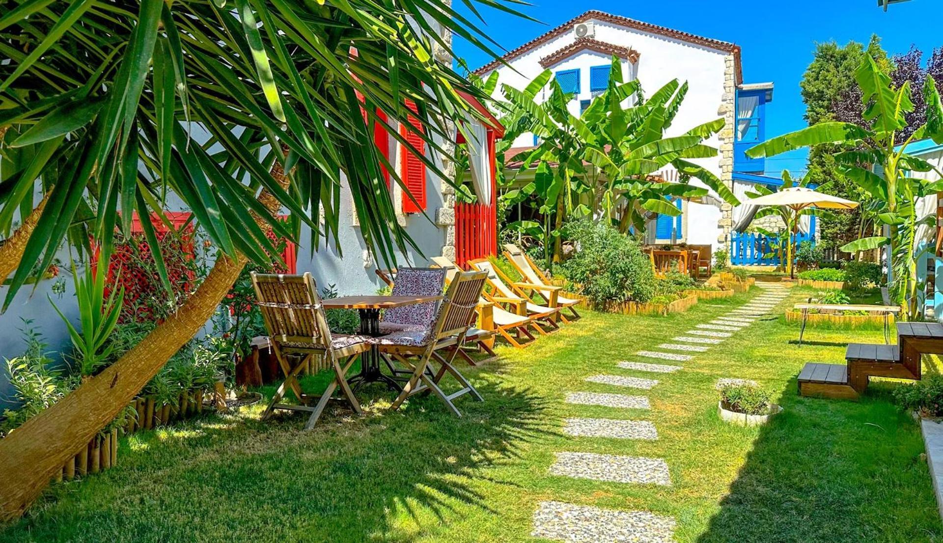Banana Alacati Food & Stay - Adults Only Exteriör bild
